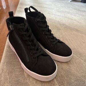 Kenneth Cole Black High-Top Sneakers
